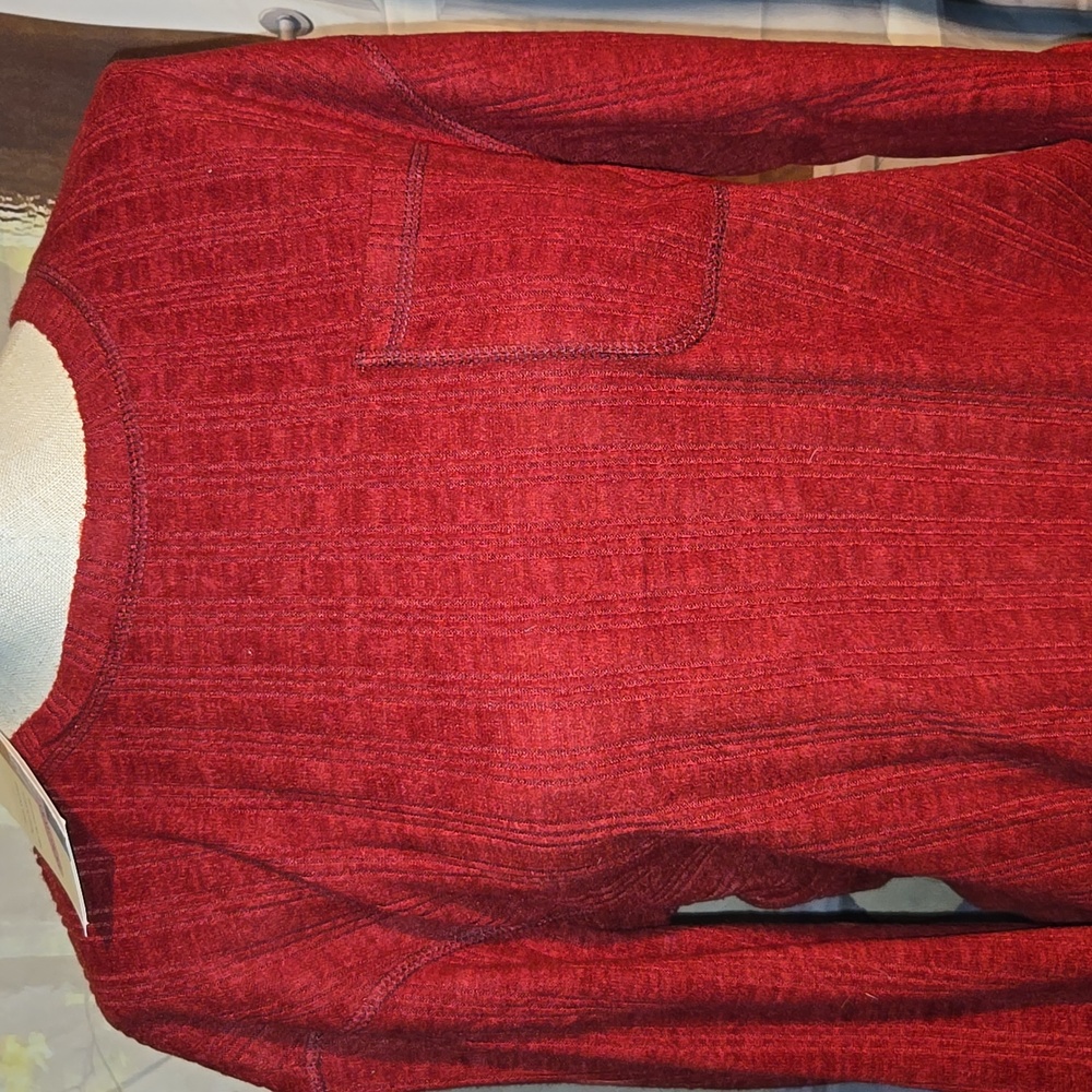 Dokotoo Maroon Sz Med Fall Top - Picture 2 of 5